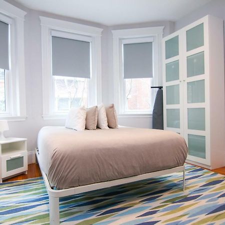 A Stylish Stay W/ A Queen Bed, Heated Floors.. #34 Brookline Dış mekan fotoğraf