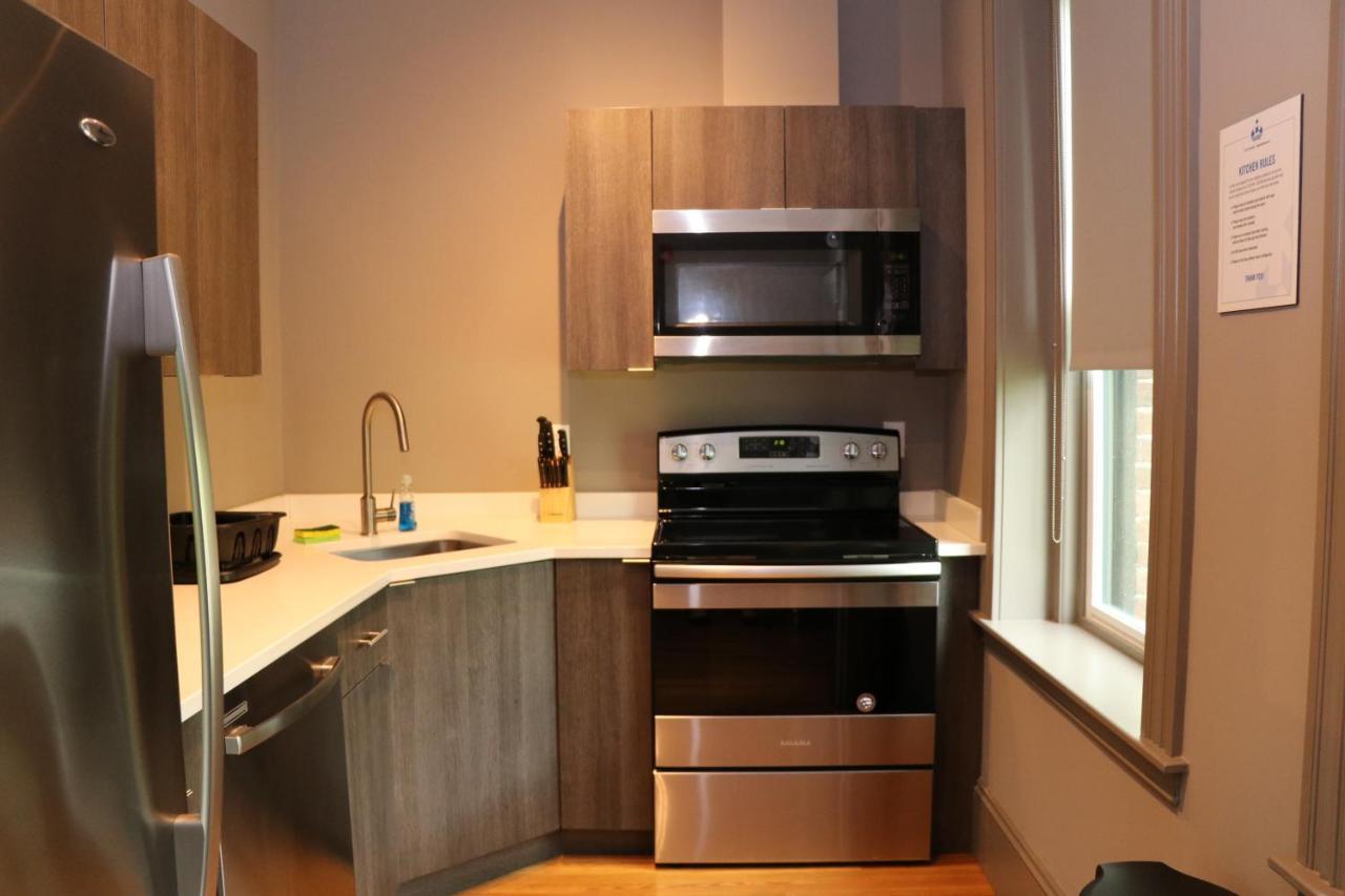 A Stylish Stay W/ A Queen Bed, Heated Floors.. #34 Brookline Dış mekan fotoğraf